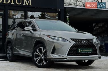 Lexus RX  2021