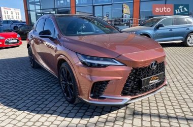 Lexus RX  2022