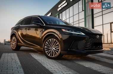 Lexus RX  2024