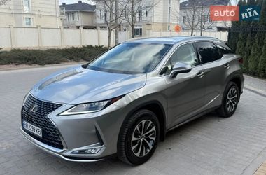Lexus RX  2022