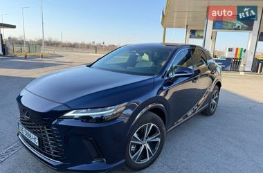 Lexus RX  2023