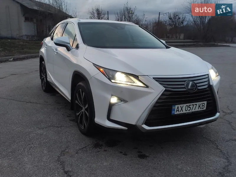 Lexus RX 2019
