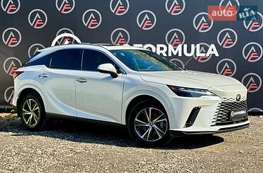 Lexus RX  2023