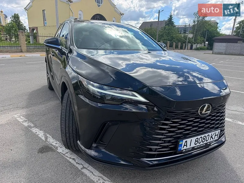 Lexus RX 2023