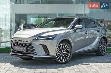 Lexus RX  2025