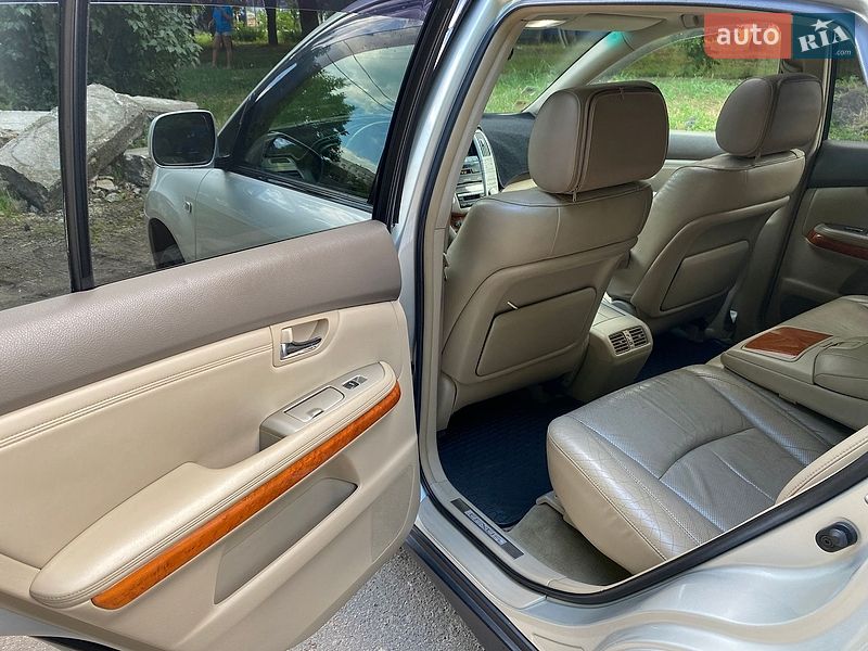 Внедорожник / Кроссовер Lexus RX 2004 в Одессе