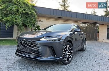 Lexus RX  2024