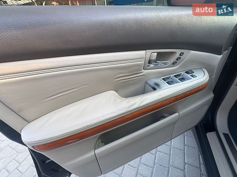Внедорожник / Кроссовер Lexus RX 2005 в Одессе фото 30 Внедорожник / Кроссовер Lexus RX 2005 в Одессе