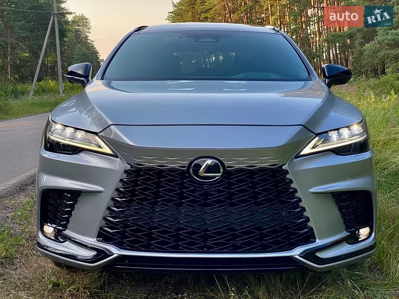Lexus RX 2023
