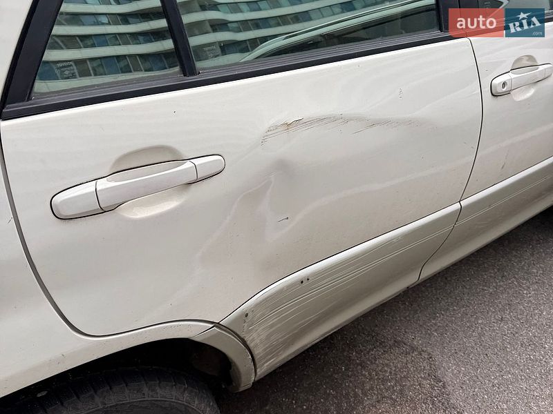 Внедорожник / Кроссовер Lexus RX 2000 в Одессе