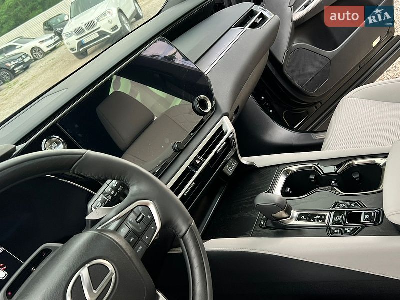 Внедорожник / Кроссовер Lexus RX 2025 в Харькове фото 12 Внедорожник / Кроссовер Lexus RX 2025 в Харькове