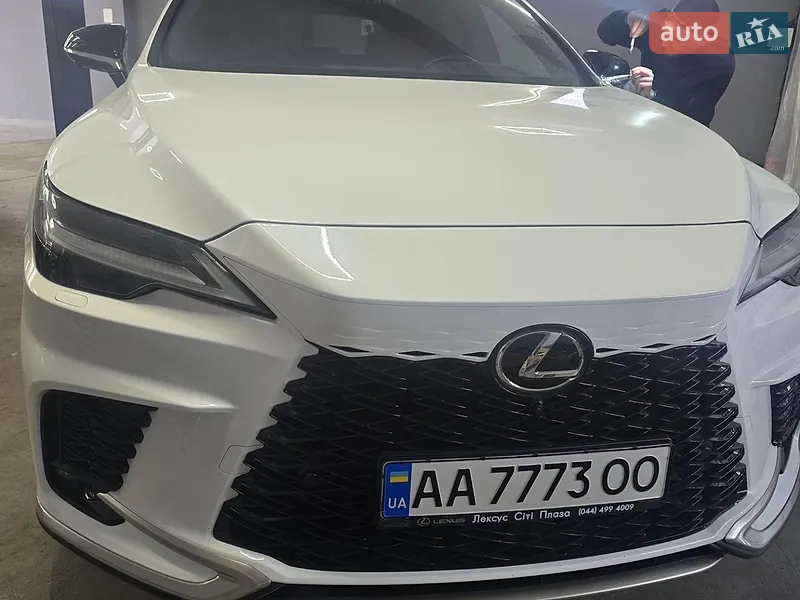 Lexus RX 2025