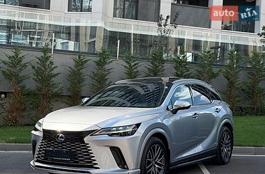 Lexus RX 2023