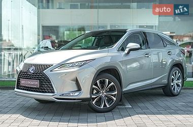 Lexus RX  2021