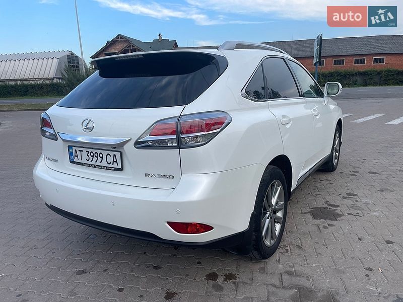 Внедорожник / Кроссовер Lexus RX 2013 в Косове