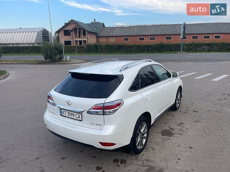 Внедорожник / Кроссовер Lexus RX 2013 в Косове