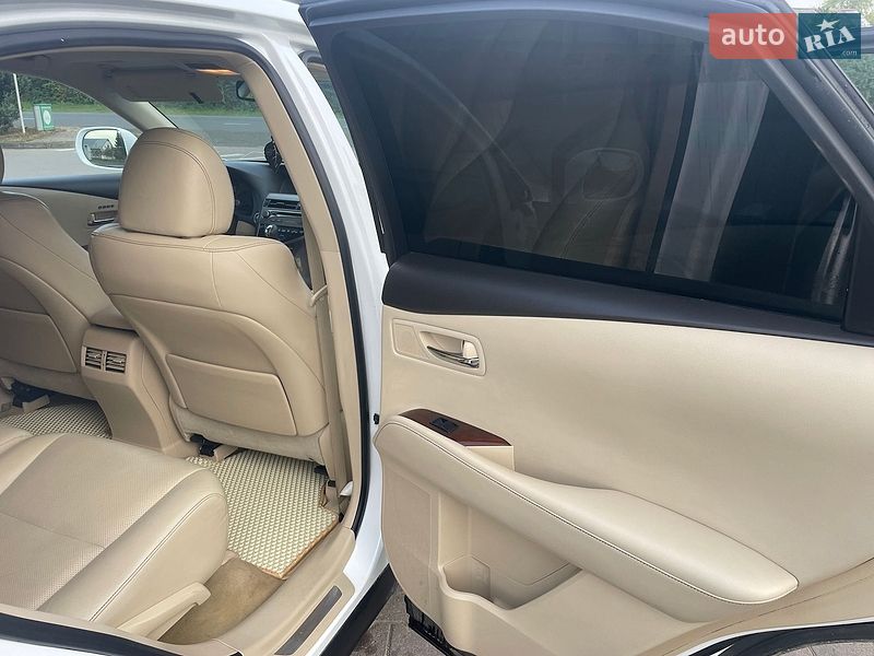 Внедорожник / Кроссовер Lexus RX 2013 в Косове