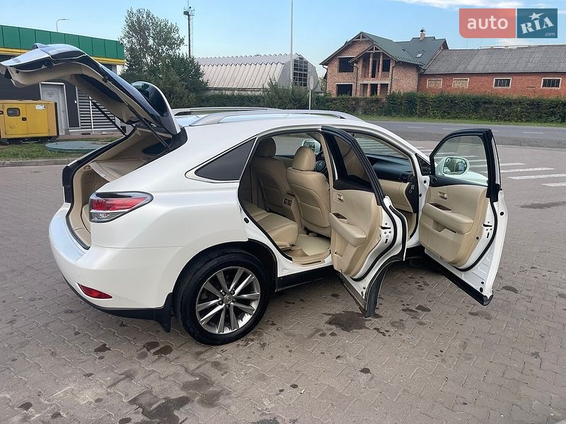 Внедорожник / Кроссовер Lexus RX 2013 в Косове