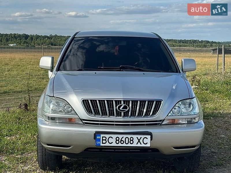 Внедорожник / Кроссовер Lexus RX 2002 в Дрогобыче