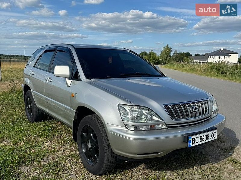 Внедорожник / Кроссовер Lexus RX 2002 в Дрогобыче