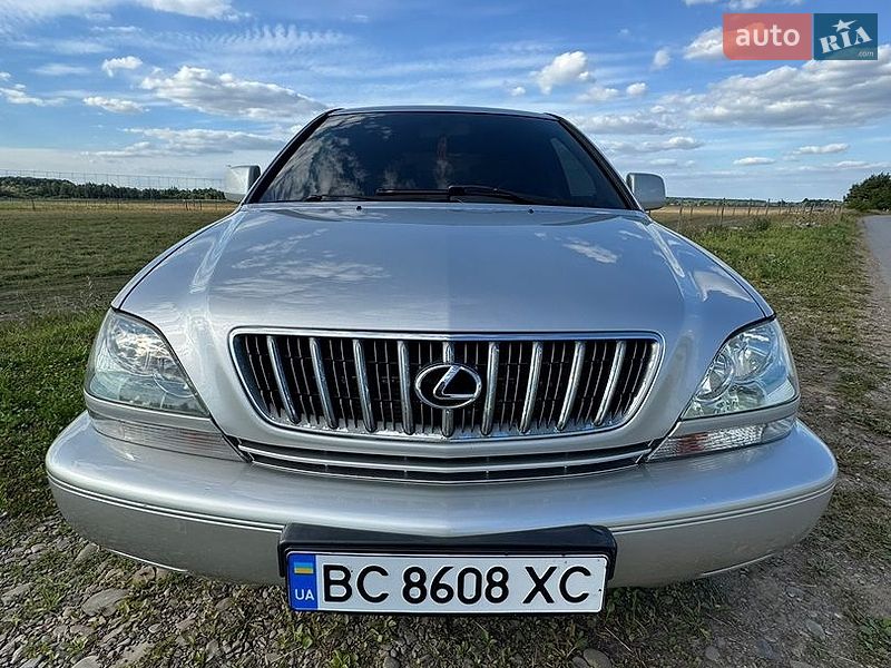 Внедорожник / Кроссовер Lexus RX 2002 в Дрогобыче