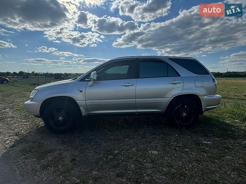 Внедорожник / Кроссовер Lexus RX 2002 в Дрогобыче