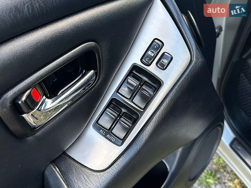Внедорожник / Кроссовер Lexus RX 2002 в Дрогобыче