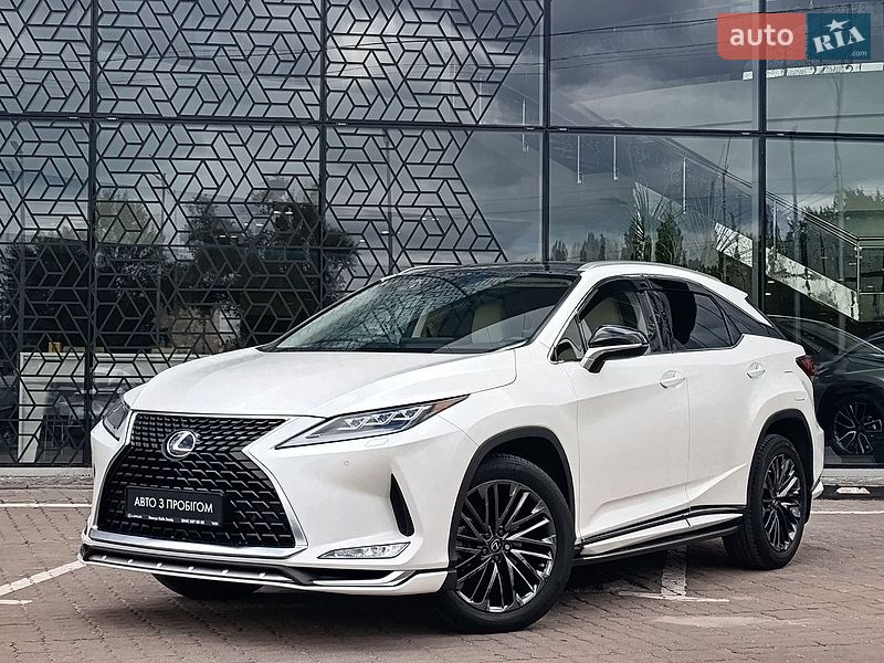 Lexus RX 2021