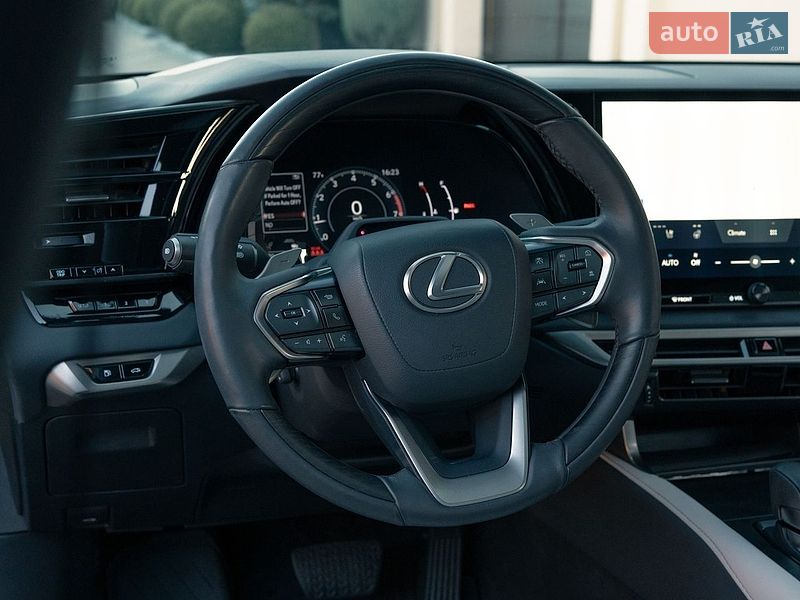 Позашляховик / Кросовер Lexus RX 2023 в Дніпрі фото 15 Позашляховик / Кросовер Lexus RX 2023 в Дніпрі