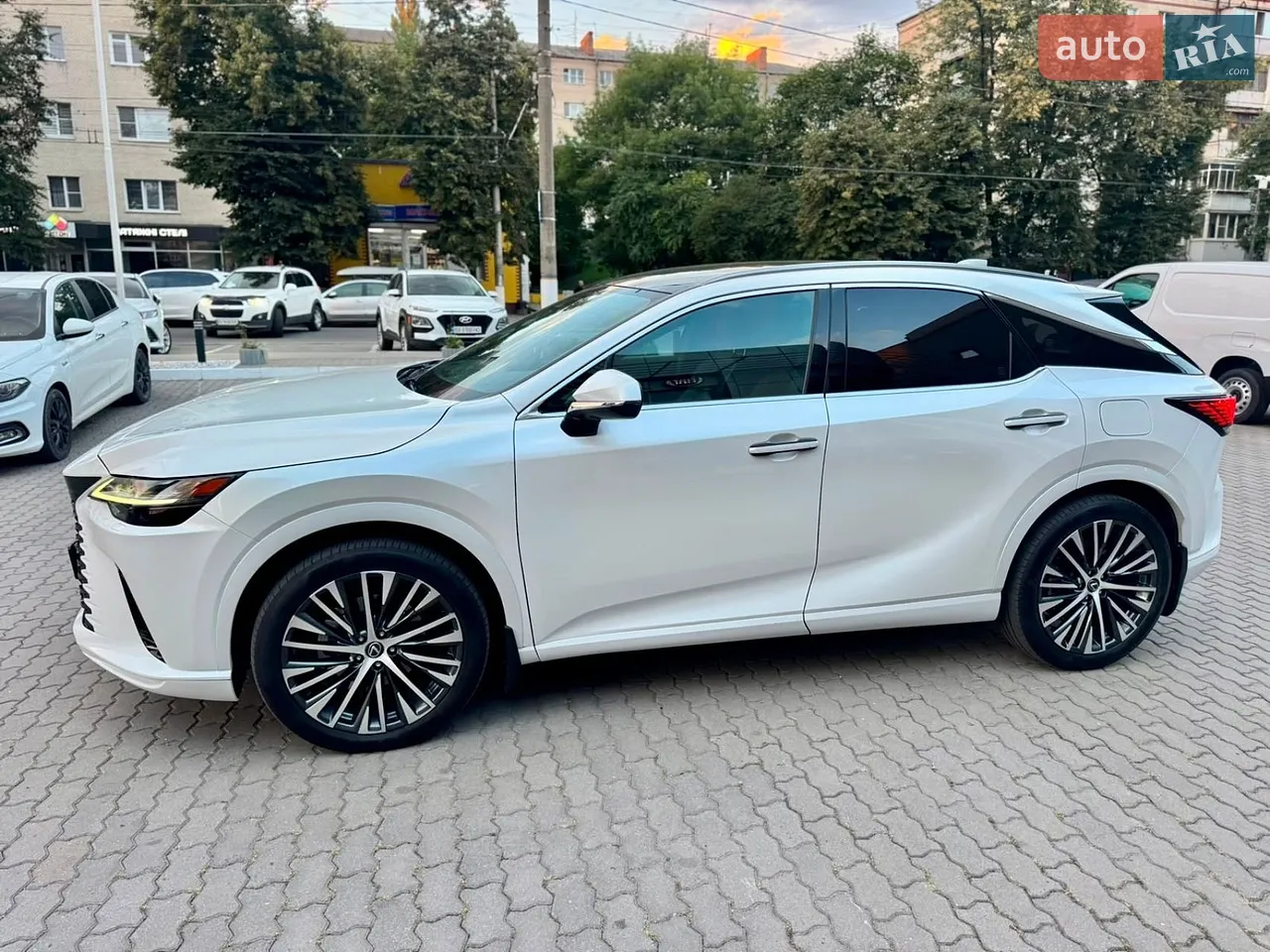 2023 Lexus RX - мініатюра 4