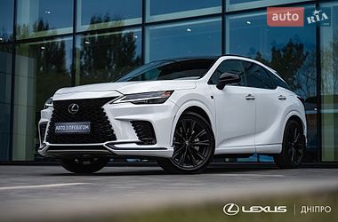 Lexus RX  2023