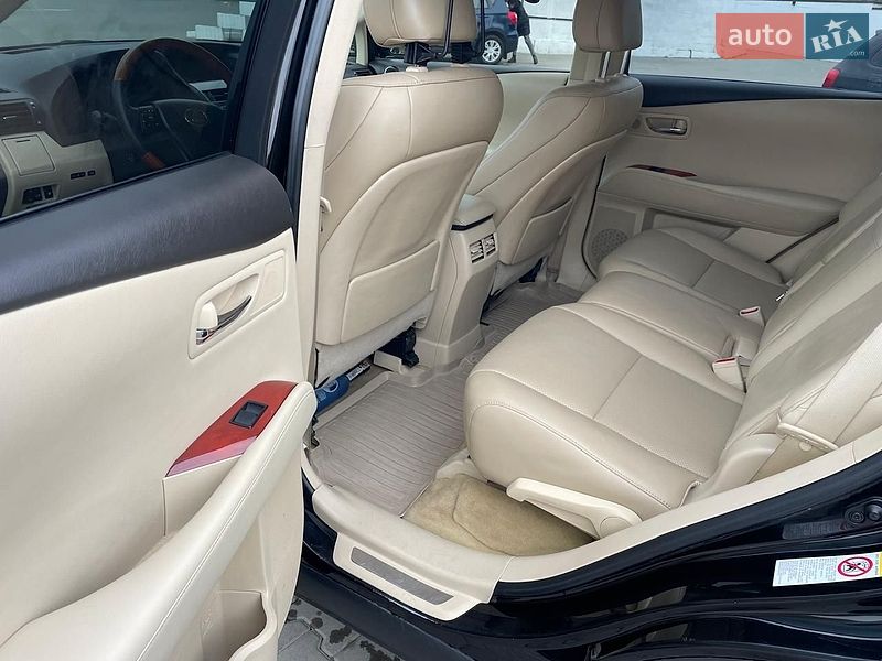 Позашляховик / Кросовер Lexus RX 2011 в Чернівцях