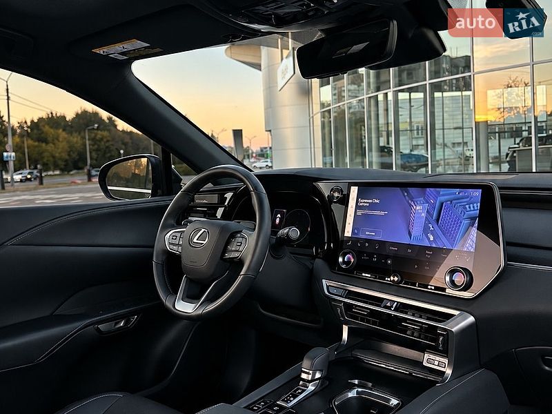 Позашляховик / Кросовер Lexus RX 2024 в Харкові
