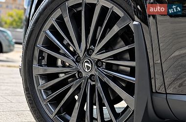Позашляховик / Кросовер Lexus RX 2024 в Харкові