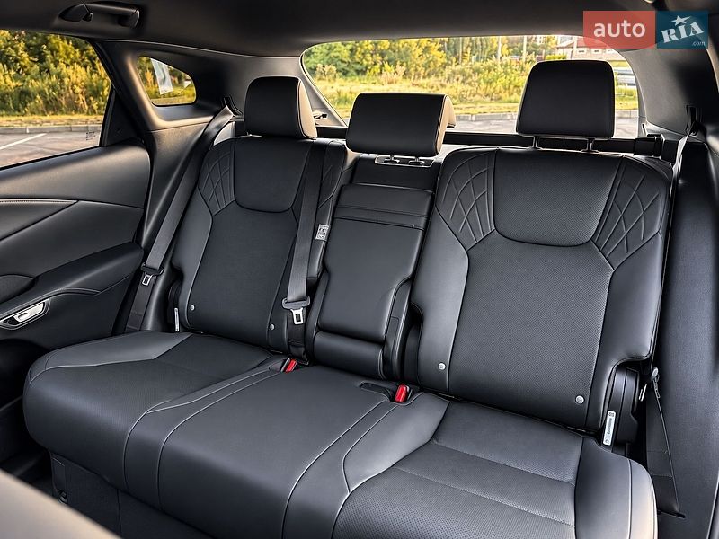 Позашляховик / Кросовер Lexus RX 2024 в Харкові