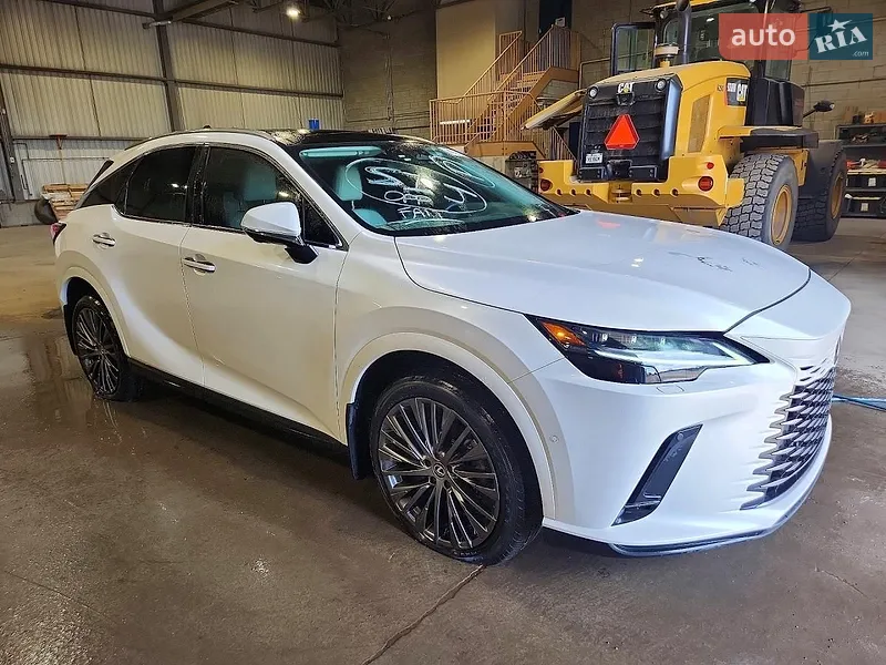 Lexus RX 2023