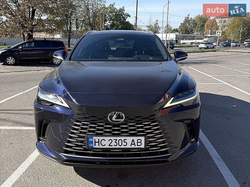 Lexus RX 2022