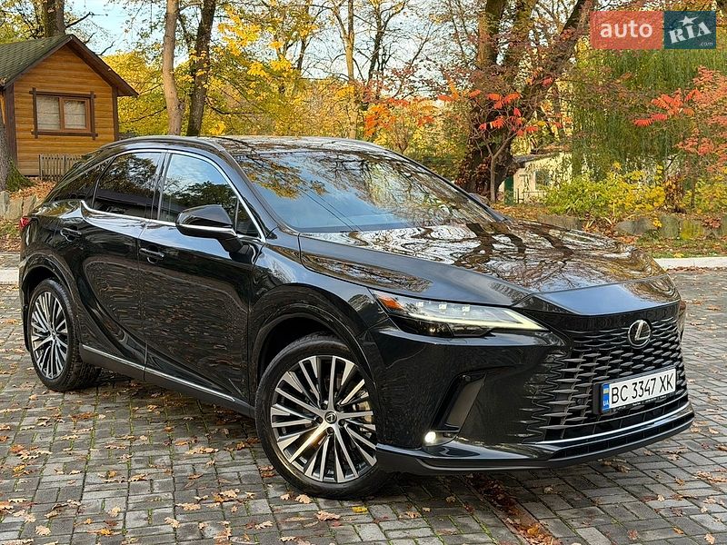 Lexus RX 2023