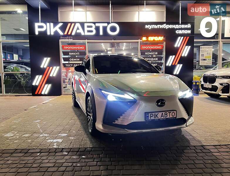 Позашляховик / Кросовер Lexus RZ