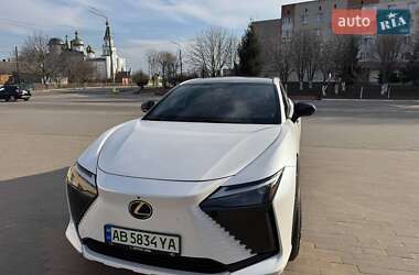 Lexus RZ  2023