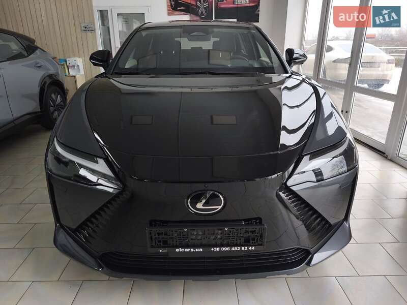 Lexus RZ
