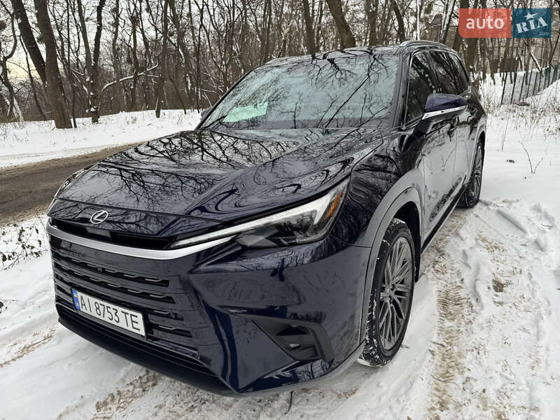 Легковые Lexus TX