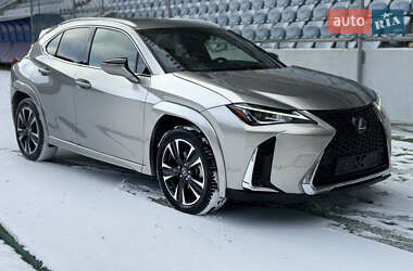 Lexus UX 2019