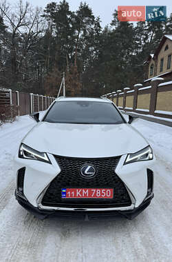 Lexus UX  2019