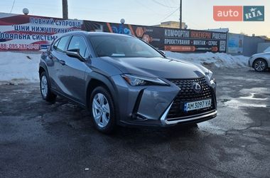 Lexus UX 2021