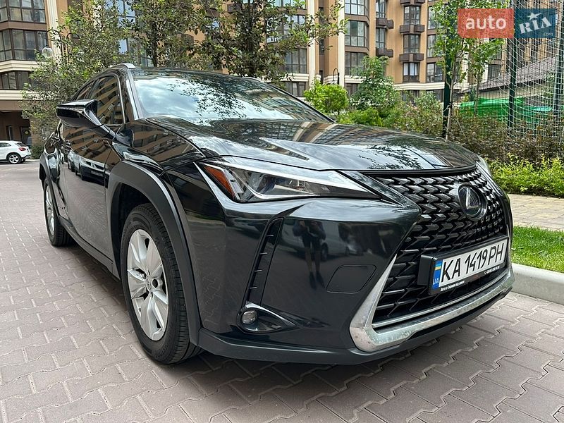 Внедорожник / Кроссовер Lexus UX 2021 в Киеве