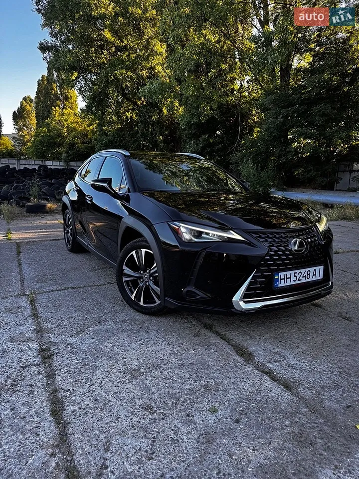 2020 Lexus UX - фото 1