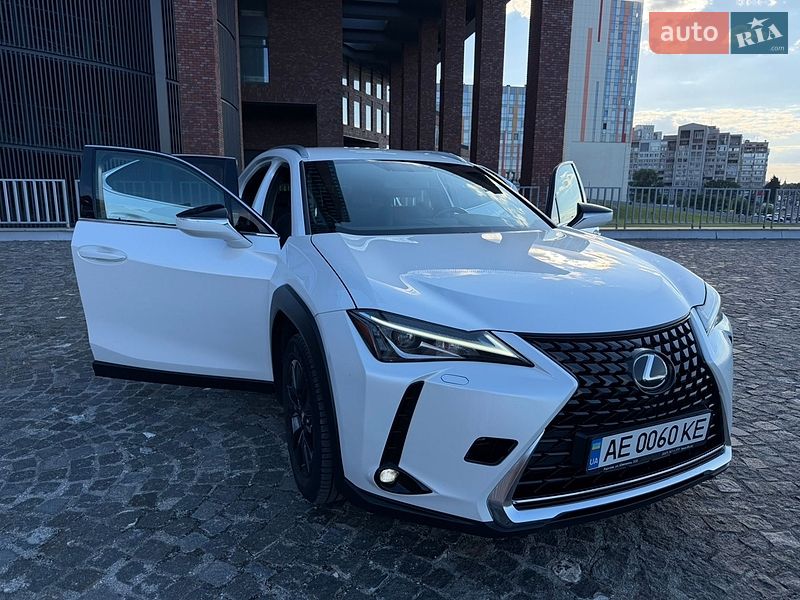 Внедорожник / Кроссовер Lexus UX 2018 в Днепре фото 2 Внедорожник / Кроссовер Lexus UX 2018 в Днепре