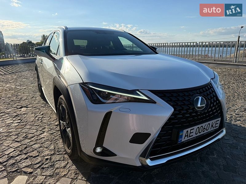 Внедорожник / Кроссовер Lexus UX 2018 в Днепре фото 4 Внедорожник / Кроссовер Lexus UX 2018 в Днепре