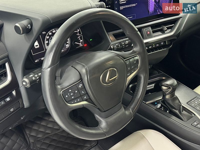 Внедорожник / Кроссовер Lexus UX 2023 в Одессе